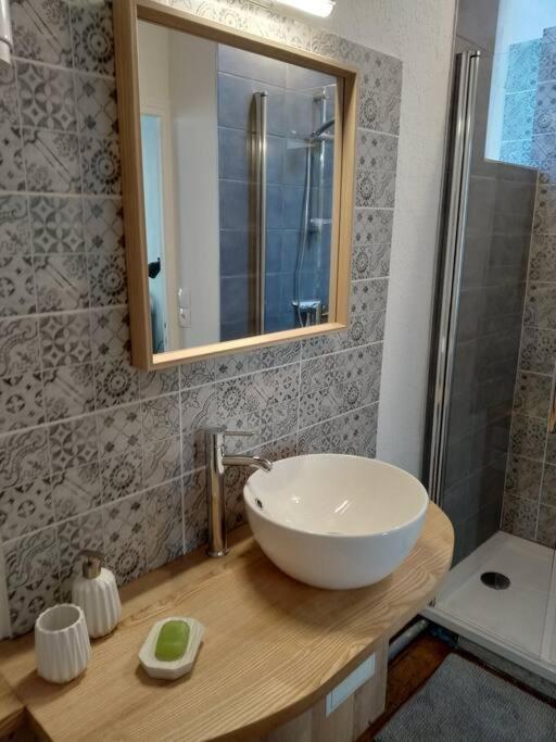 Authentique Studio Au Coeur De Bayeux Ngoại thất bức ảnh